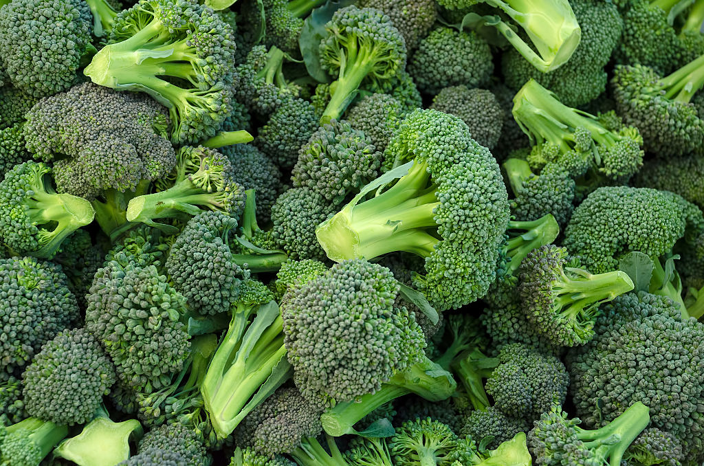 Doctors Reveal That Eating Broccoli Causes…