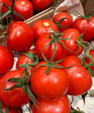 Doctors reveal that eating tomatoes causes …